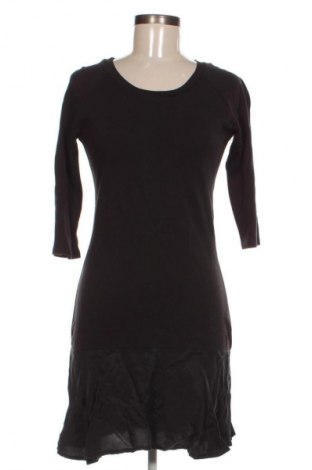 Šaty  VILA, Velikost S, Barva Černá, Cena  49,00 Kč