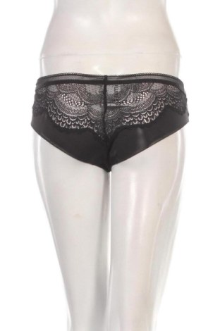 bikiny Triumph, Velikost S, Barva Černá, Cena  699,00 Kč