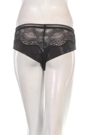 bikiny Triumph, Velikost M, Barva Černá, Cena  699,00 Kč