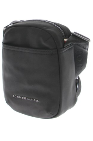 Táska Tommy Hilfiger, Szín Fekete, Ár 36 349 Ft