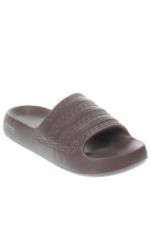 Papuci Adidas, Mărime 38, Culoare Maro, Preț 227,99 Lei