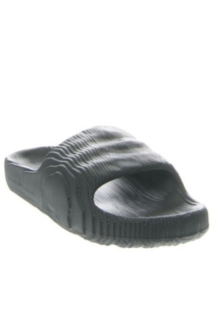 Japonki Adidas Originals, Rozmiar 40, Kolor Szary, Cena 193,99 zł