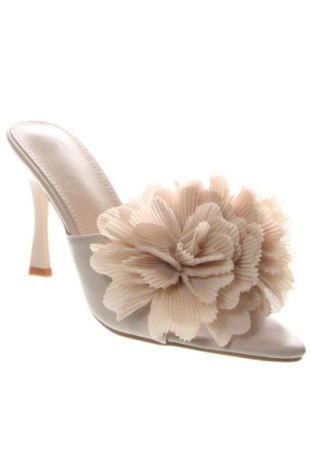 Papucs Unbranded, Méret 39, Szín Bézs, Ár 10 744 Ft