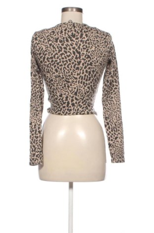 Γυναικεία μπλούζα Bershka, Μέγεθος S, Χρώμα Πολύχρωμο, Τιμή 10,99 €