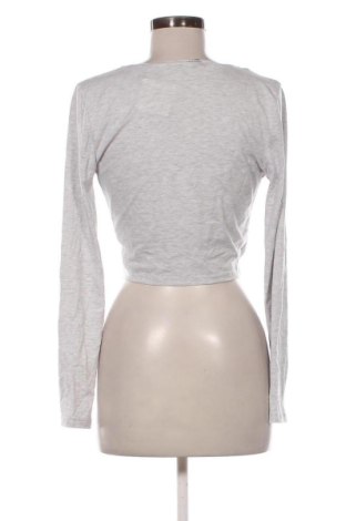Γυναικεία μπλούζα Bershka, Μέγεθος L, Χρώμα Γκρί, Τιμή 11,99 €