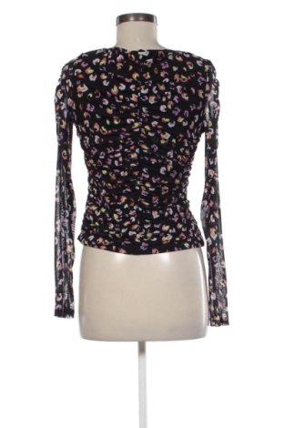 Bluză de femei Guess, Mărime M, Culoare Multicolor, Preț 130,33 Lei