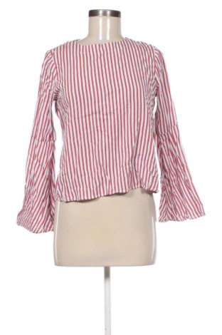 Γυναικεία μπλούζα Pull&Bear, Μέγεθος M, Χρώμα Πολύχρωμο, Τιμή 9,70 €
