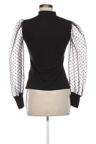 Dámská halenka Quiz, Velikost M, Barva Černá, Cena  495,00 Kč