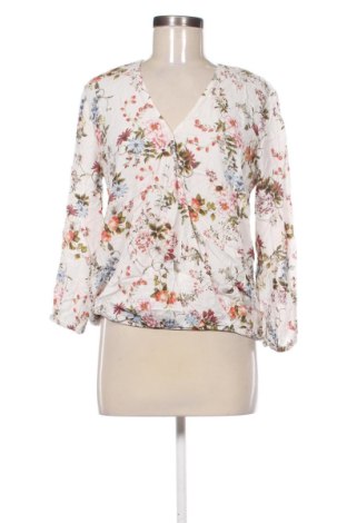 Γυναικεία μπλούζα Reserved, Μέγεθος M, Χρώμα Πολύχρωμο, Τιμή 9,70 €