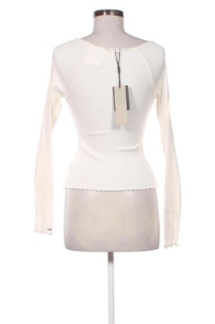 Bluză de femei Tommy Jeans, Mărime M, Culoare Ecru, Preț 224,99 Lei