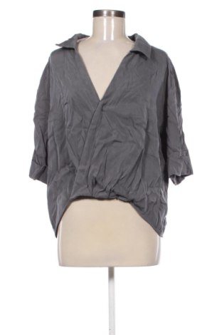 Дамска блуза Unbranded, Размер XL, Цвят Сив, Цена 10,00 €