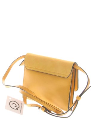 Дамска чанта Accessorize, Цвят Жълт, Цена 24,54 €