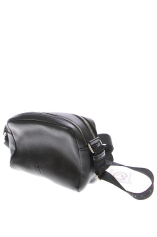 Γυναικεία τσάντα Calvin Klein Jeans, Χρώμα Μαύρο, Τιμή 107,99 €