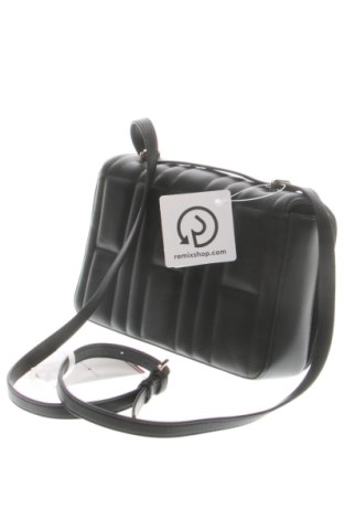 Дамска чанта Tommy Hilfiger, Цвят Черен, Цена 130,37 €