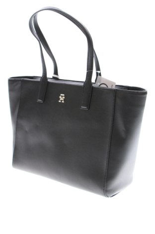 Дамска чанта Tommy Hilfiger, Цвят Черен, Цена 92,03 €, #135777108