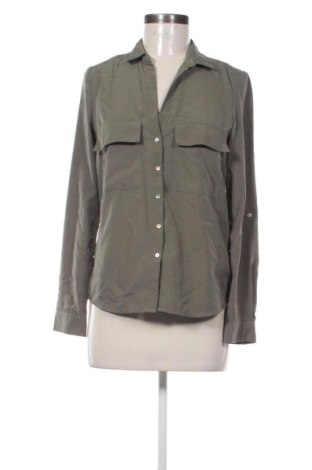 Дамска риза Stradivarius, Размер S, Цвят Зелен, Цена 13,00 €