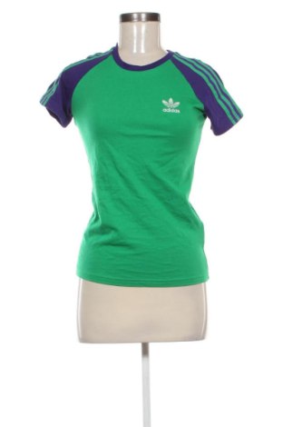 Dámské tričko Adidas, Velikost S, Barva Vícebarevné, Cena  409,00 Kč