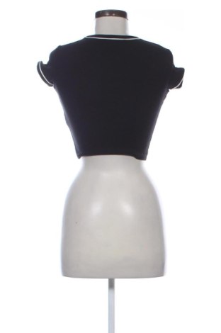 Dámské tričko Bershka, Velikost XS, Barva Černá, Cena  255,00 Kč