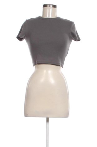 Damski T-shirt FSBN, Rozmiar M, Kolor Szary, Cena 48,23 zł