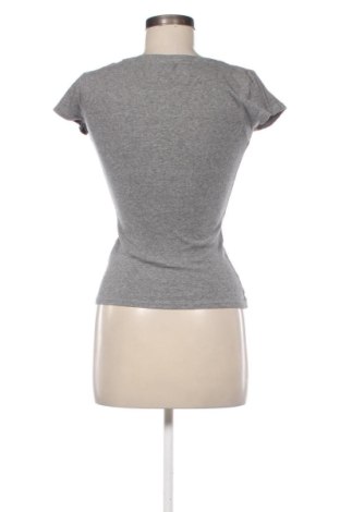 Дамска тениска Fb Sister, Размер M, Цвят Сив, Цена 9,00 €