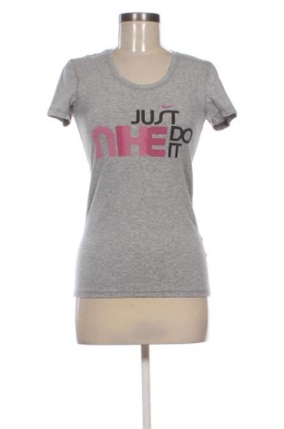 Dámské tričko Nike, Velikost S, Barva Šedá, Cena  397,00 Kč
