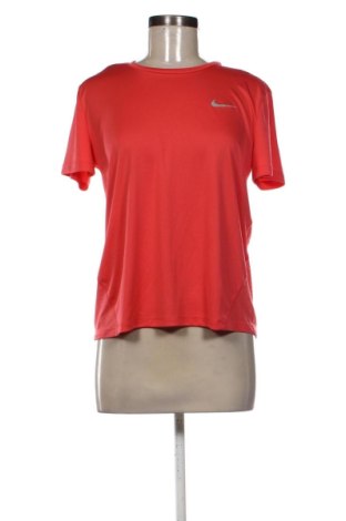 Tricou de femei Nike, Mărime M, Culoare Roșu, Preț 72,99 Lei
