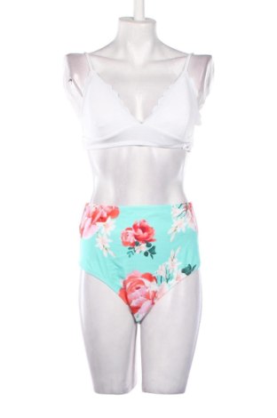 Дамски бански Cupshe, Размер L, Цвят Многоцветен, Цена 55,00 €