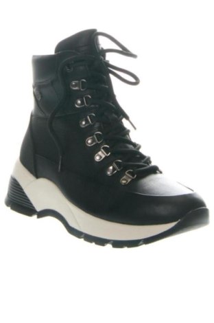 Damskie botki Carmela, Rozmiar 37, Kolor Czarny, Cena 464,99 zł