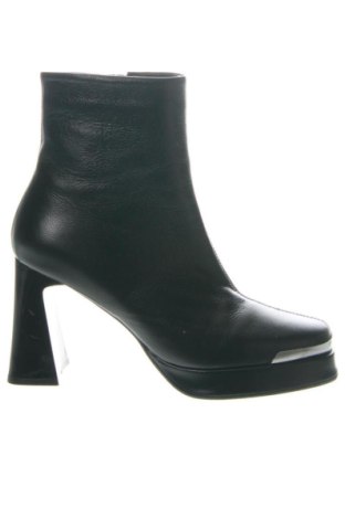 Botine de damă Unbranded, Mărime 39, Culoare Negru, Preț 330,52 Lei