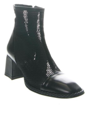 Dámské boty  Unbranded, Velikost 38, Barva Černá, Cena  1 474,00 Kč