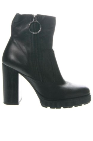 Botine de damă Zara, Mărime 41, Culoare Negru, Preț 304,00 Lei
