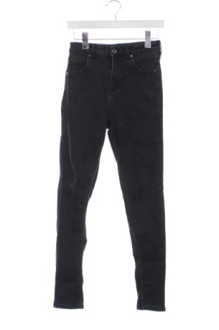 Дамски дънки Bershka, Размер XS, Цвят Черен, Цена 15,00 €