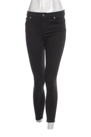Blugi de femei Bershka, Mărime M, Culoare Negru, Preț 78,20 Lei