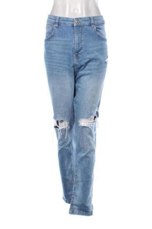Γυναικείο Τζίν Bershka, Μέγεθος XXL, Χρώμα Μπλέ, Τιμή 15,00 €