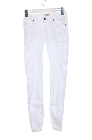 Дамски дънки Burberry Brit, Размер S, Цвят Бял, Цена 70,00 €