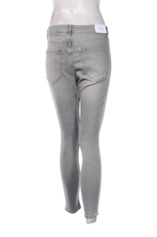 Damskie jeansy H&M, Rozmiar S, Kolor Szary, Cena 123,99 zł