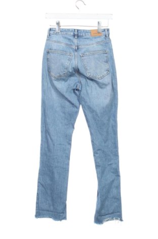 Γυναικείο Τζίν Perfect Jeans By Gina Tricot, Μέγεθος XS, Χρώμα Μπλέ, Τιμή 17,00 €