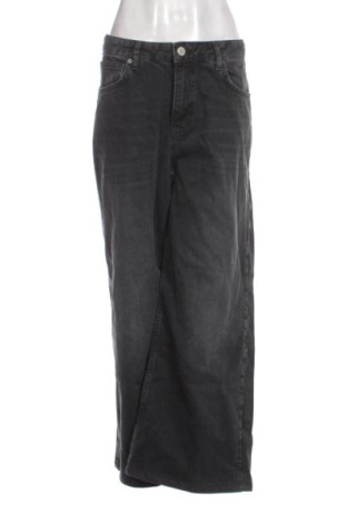 Γυναικείο Τζίν Pull&Bear, Μέγεθος XL, Χρώμα Μαύρο, Τιμή 15,00 €