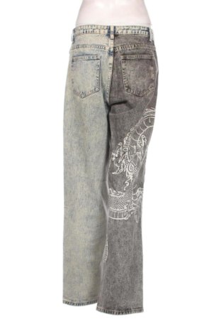 Дамски дънки SHEIN, Размер L, Цвят Многоцветен, Цена 15,00 €