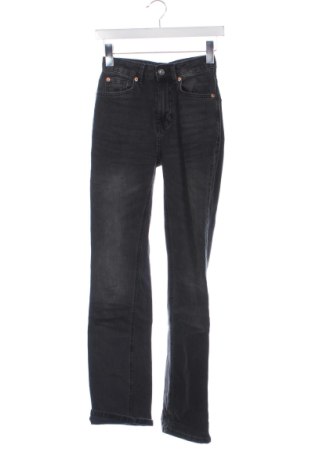 Női farmernadrág Stradivarius, Méret XXS, Szín Szürke, Ár 6 198 Ft