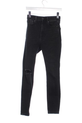 Dámske džínsy  Stradivarius, Veľkosť XS, Farba Sivá, Cena  21,34 €