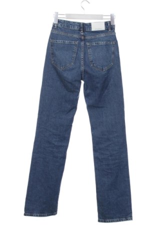 Damskie jeansy Stradivarius, Rozmiar XS, Kolor Niebieski, Cena 71,99 zł