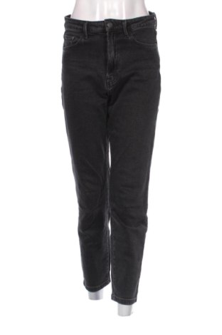 Дамски дънки Stradivarius, Размер M, Цвят Черен, Цена 15,00 €