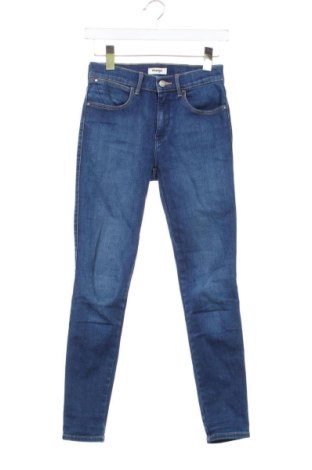 Дамски дънки Wrangler, Размер S, Цвят Син, Цена 38,25 €