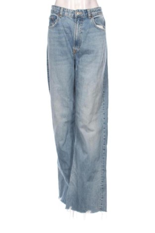 Blugi de femei Zara, Mărime L, Culoare Albastru, Preț 85,99 Lei