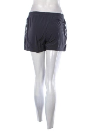 Γυναικείο κοντό παντελόνι Adidas, Μέγεθος M, Χρώμα Γκρί, Τιμή 46,63 €