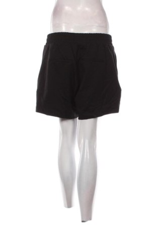 Damskie szorty Amisu, Rozmiar L, Kolor Czarny, Cena 52,00 zł
