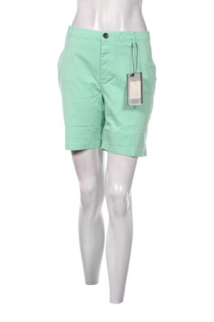 Γυναικείο κοντό παντελόνι Chiemsee, Μέγεθος L, Χρώμα Πράσινο, Τιμή 47,99 €