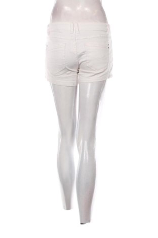 Дамски къс панталон Edc By Esprit, Размер M, Цвят Бял, Цена 17,00 €