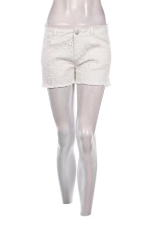 Női rövidnadrág Esmara, Méret M, Szín Fehér, Ár 2 549 Ft